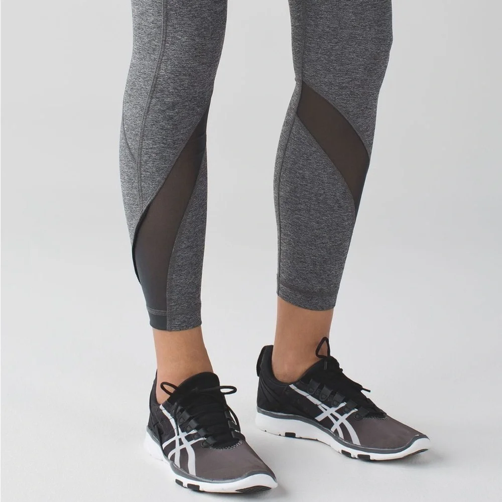 Size 4 Lululemon Inspire Tight‎ II Grey/Blue Leggings